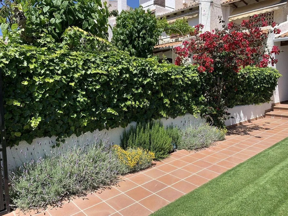 Holiday home Stylish Beach House 600M To Sea Cubelles Spain