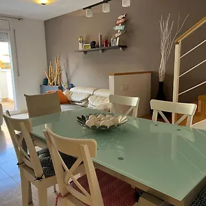  Сasa de vacaciones Cozy House With Pool & Bbq